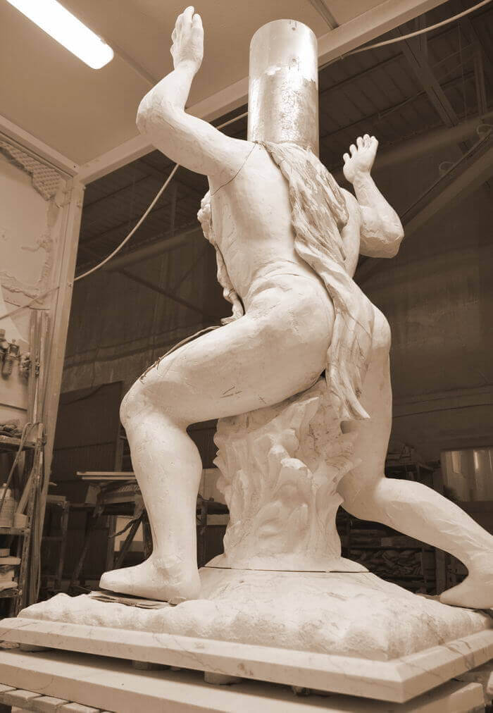 monumental-atlante-carrara-marble-sculpture
