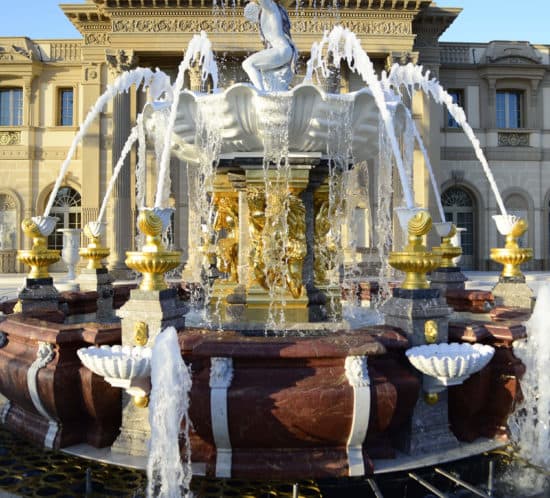 fontana-monumentale-marmo-oro