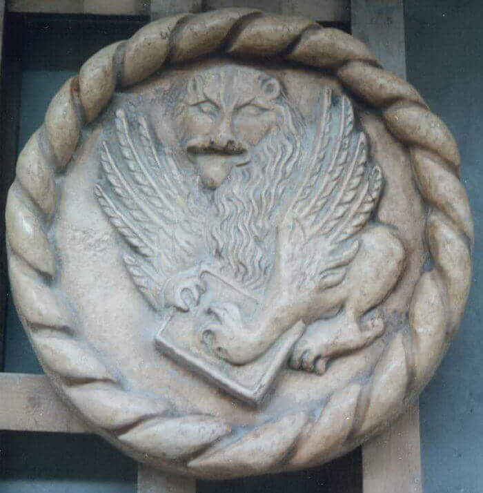 san marco-lion-marble-basrelief