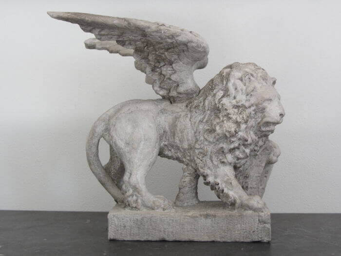 scultura-leone-san-marco-marmo