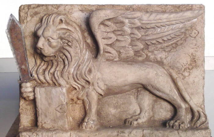 bas-relif-marble-saint-mark-lion